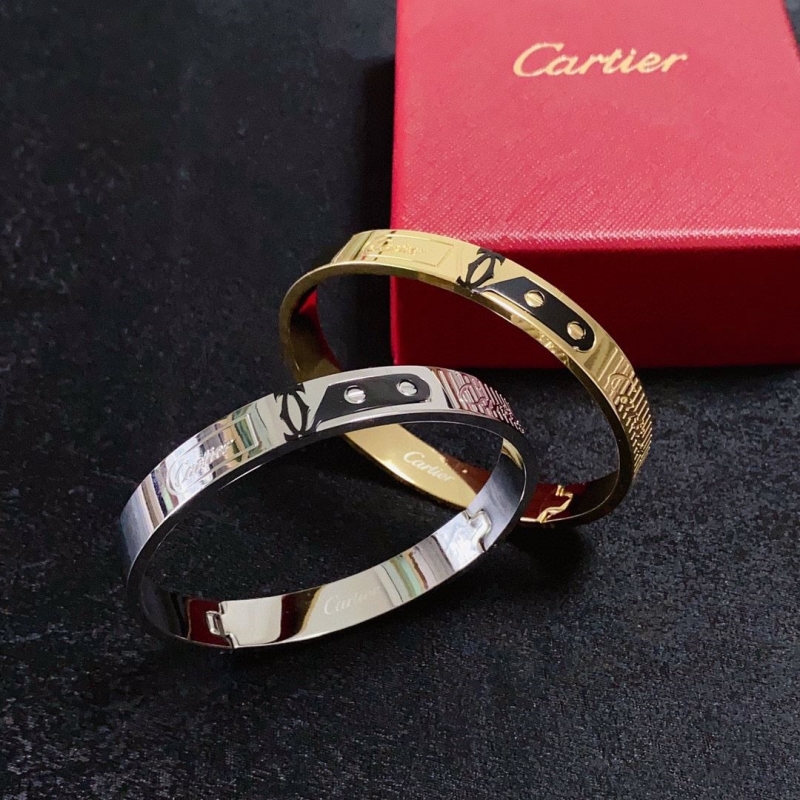 Ca*t1er bracelets